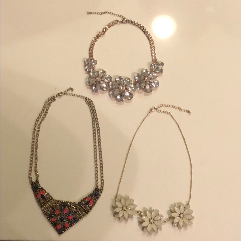 BUNDLE COSTUME JEWELRY